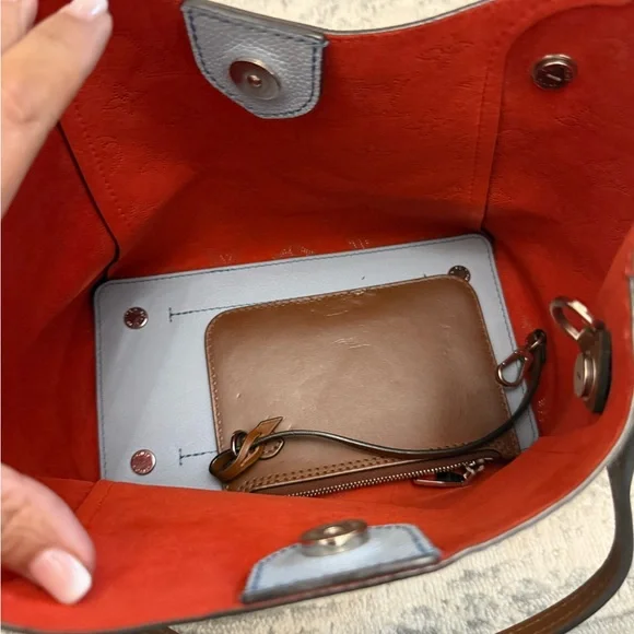 Louis Vuitton Light Blue Monogram Tote - Picture 11 of 16